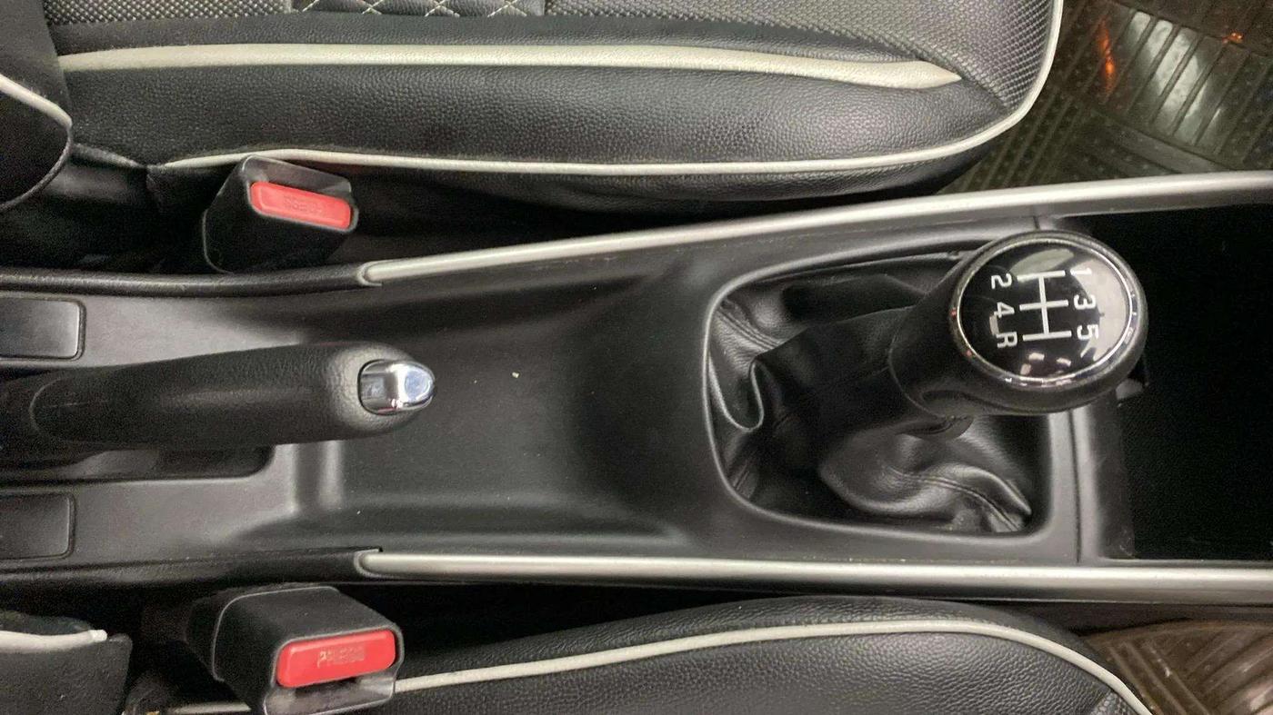 2018 Maruti Baleno ALPHA PETROL 1.2, Petrol, Manual, 87,120 km, Gear Lever