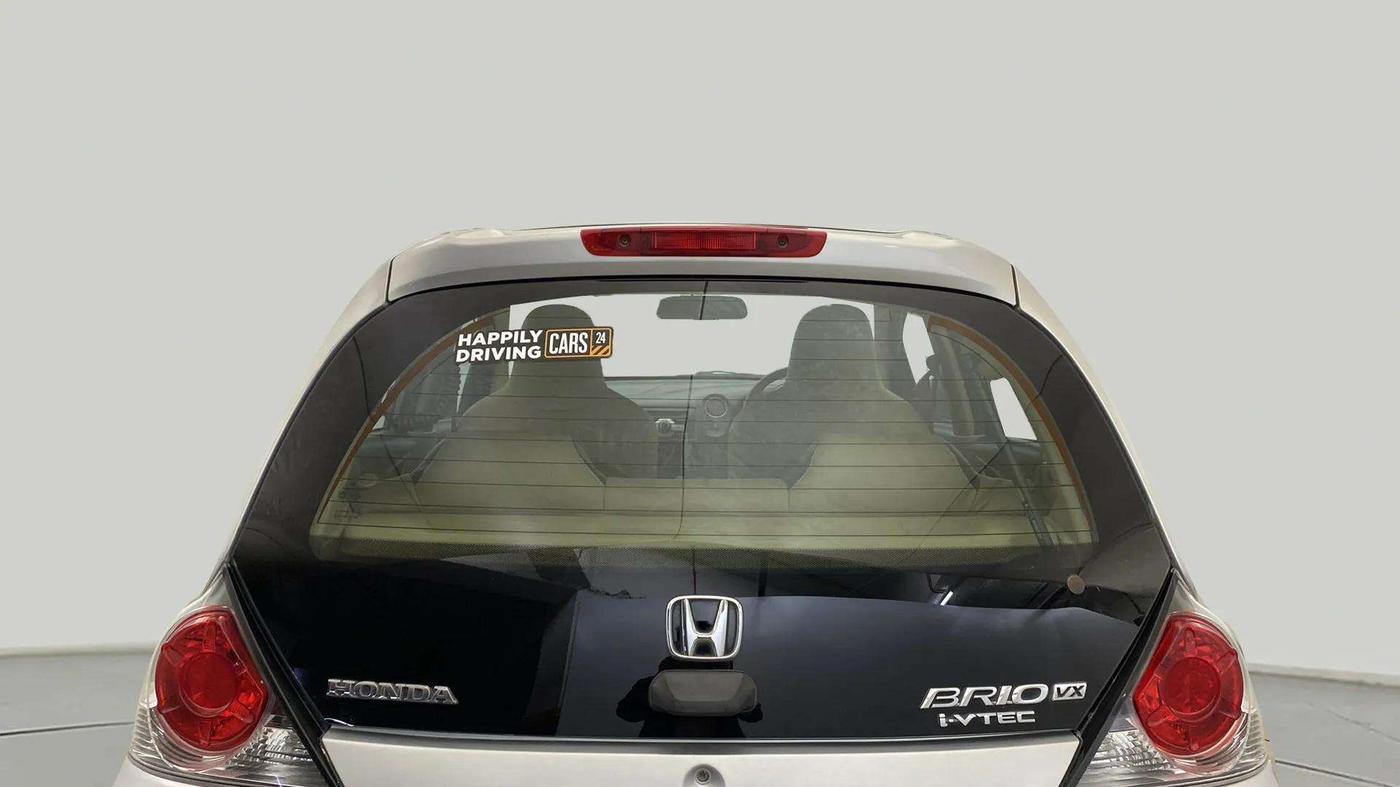 2014 Honda Brio VX MT, Petrol, Manual, 49,256 km, Rear Windshield