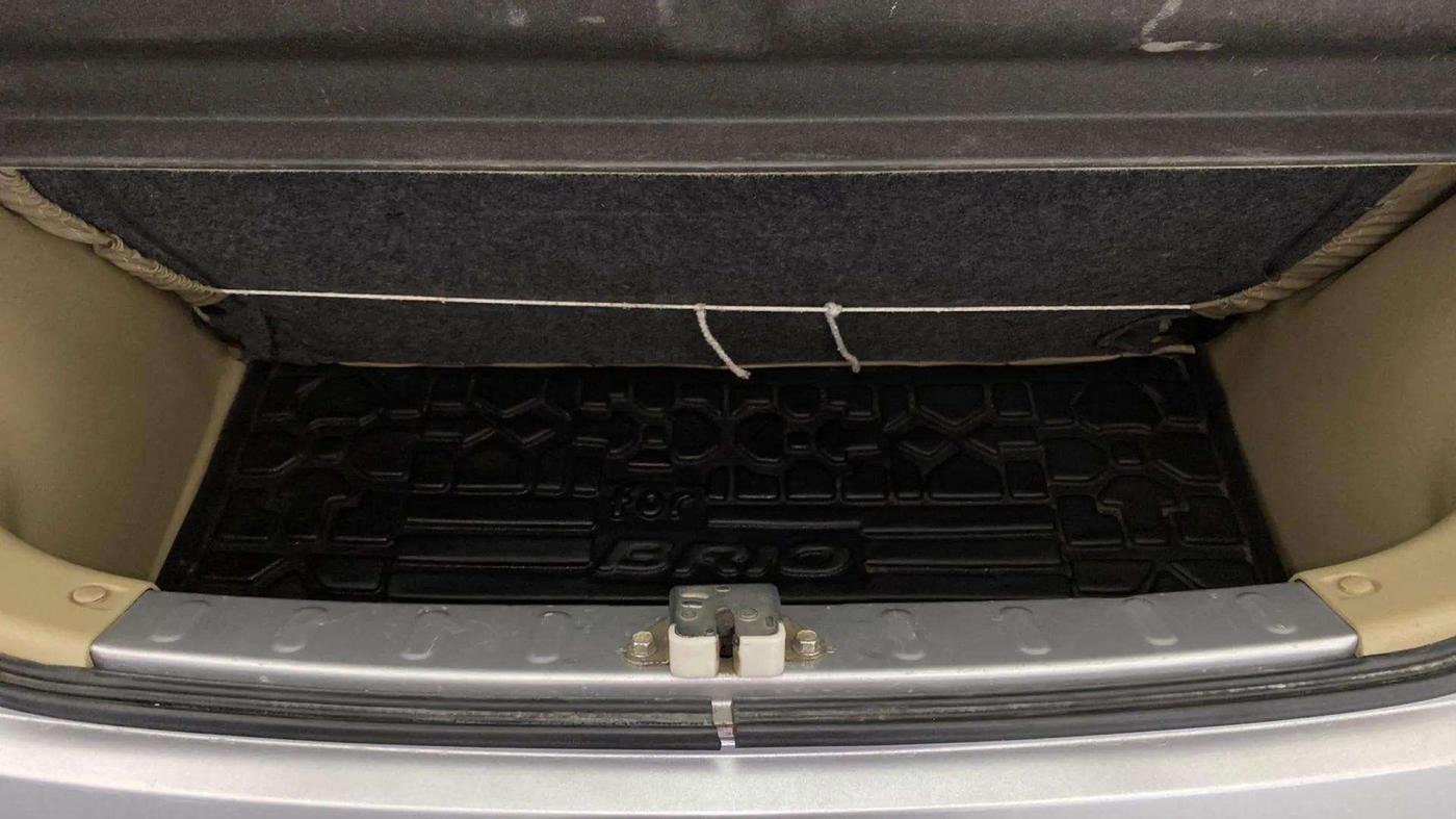 2014 Honda Brio VX MT, Petrol, Manual, 49,256 km, Boot Inside