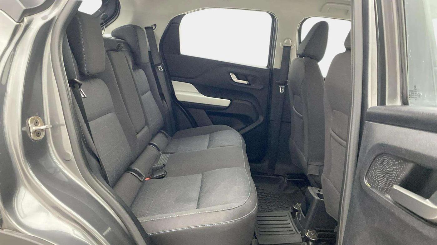 2022 Tata PUNCH CREATIVE  MT, Petrol, Manual, 34,207 km, Right Side Rear Door Cabin