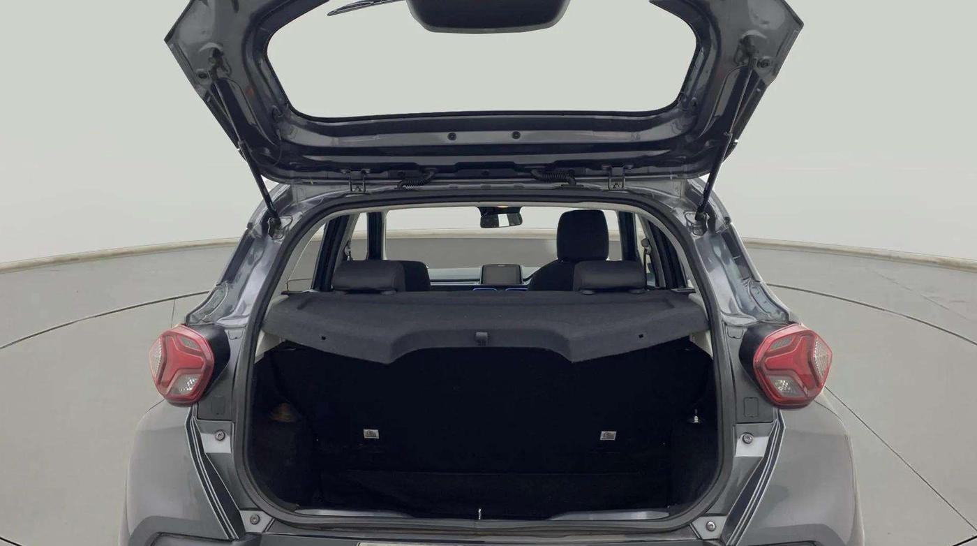 2022 Tata PUNCH CREATIVE  MT, Petrol, Manual, 34,207 km, Boot Open Zoomed View