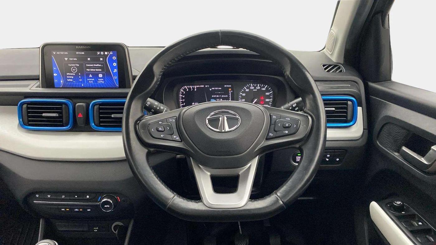 2022 Tata PUNCH CREATIVE  MT, Petrol, Manual, 34,207 km, Steering Wheel Close Up