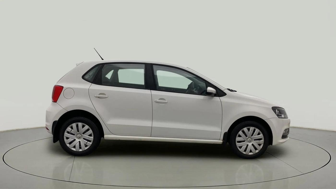 2016 Volkswagen Polo COMFORTLINE 1.2L, Petrol, Manual, 58,959 km, Right Side View