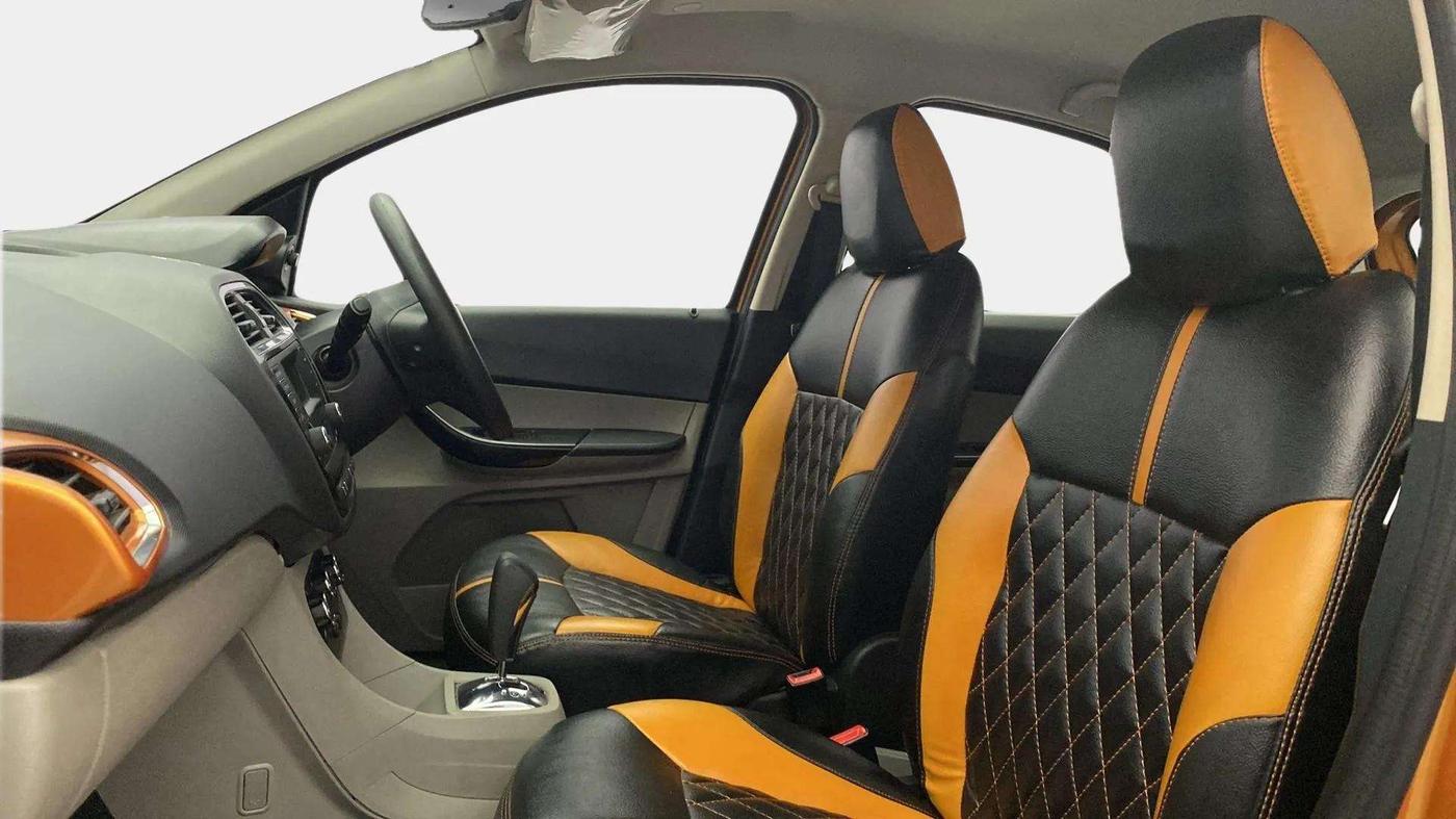 2018 Tata Tiago XZA PETROL, Petrol, Automatic, 17,160 km, Right Side Front Door Cabin