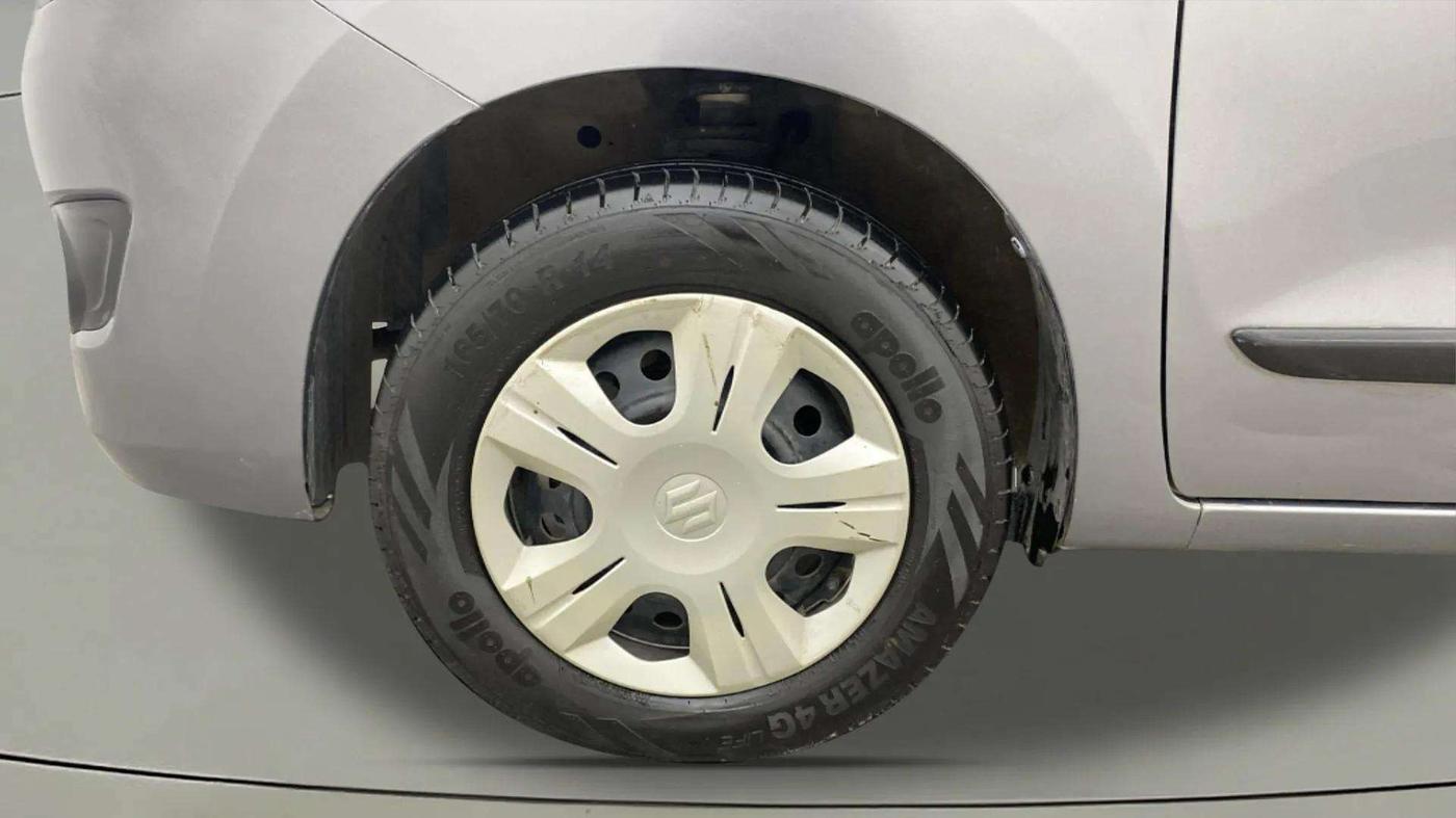 2015 Maruti Wagon R 1.0 VXI, Petrol, Manual, 29,061 km, Left Front Wheel