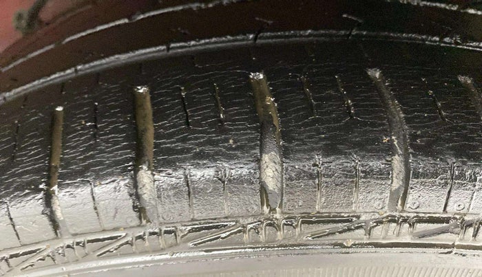2019 Maruti Celerio VXI (O) CNG, CNG, Manual, 34,735 km, Left Rear Tyre Tread
