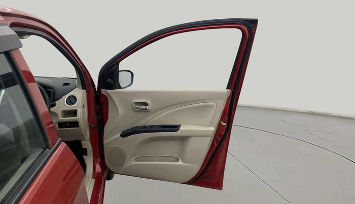 2019 Maruti Celerio VXI (O) CNG, CNG, Manual, 34,735 km, RHS Front Door