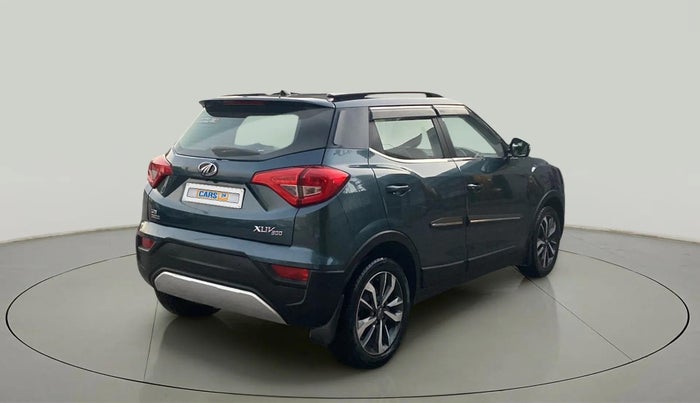 2020 Mahindra XUV300 W8 (O) 1.5 DIESEL AMT, Diesel, Automatic, 28,479 km, Right Back Diagonal