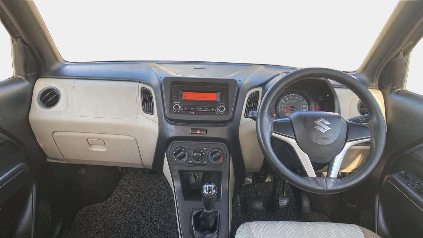 2019 Maruti New Wagon-R VXI 1.0, Petrol, Manual, 38,237 km, Dashboard