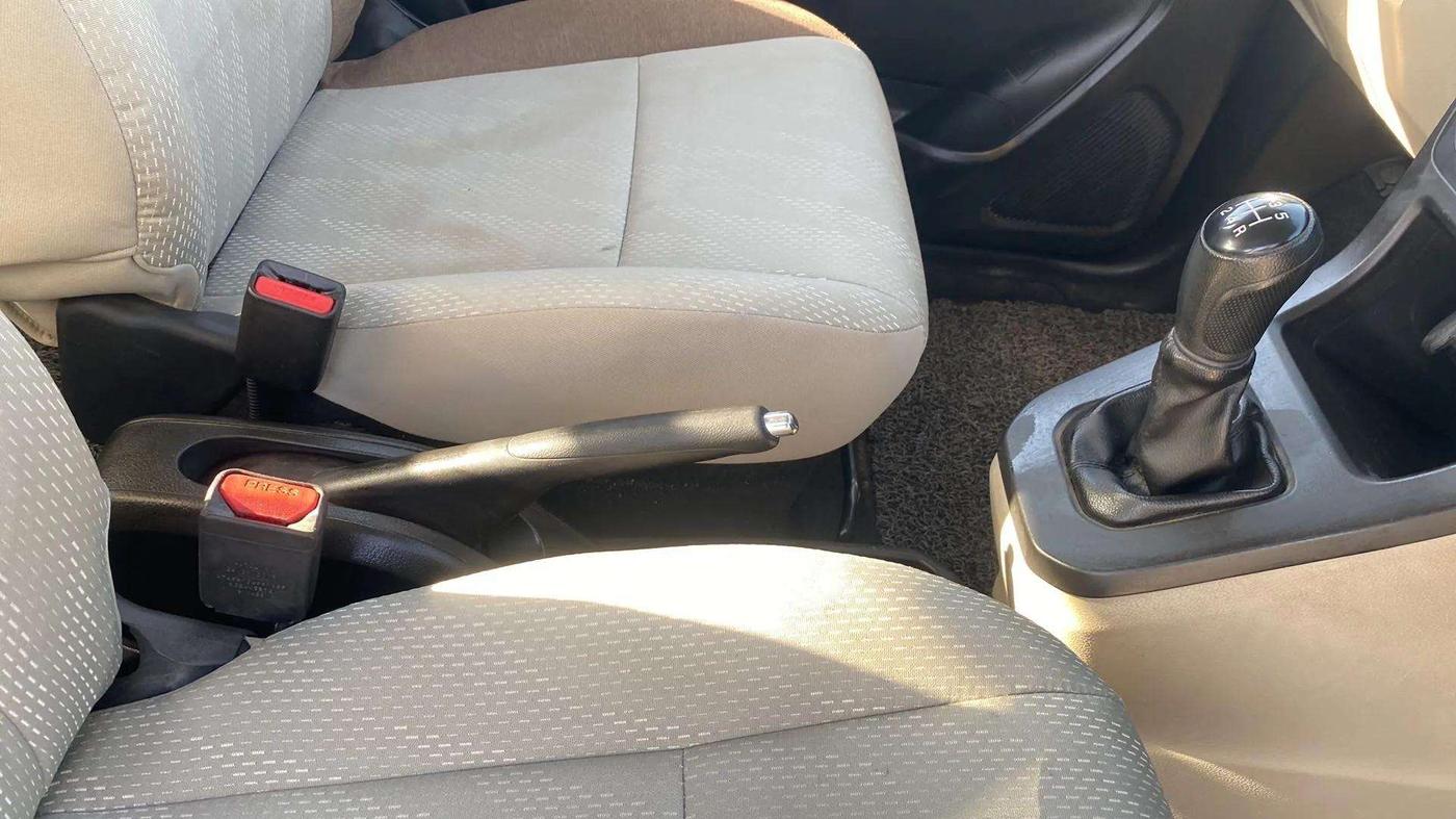 2019 Maruti New Wagon-R VXI 1.0, Petrol, Manual, 38,237 km, Gear Lever