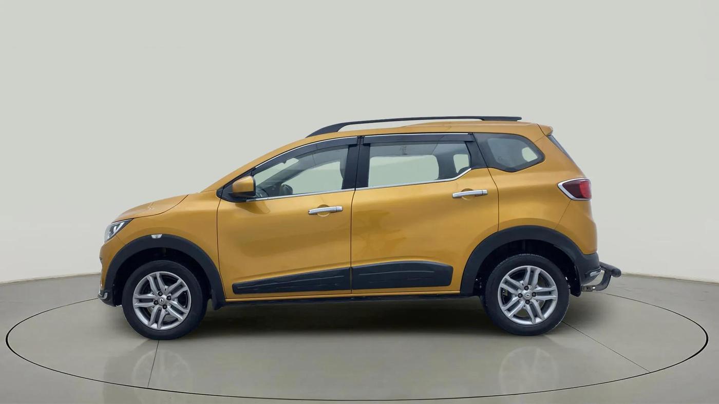 2020 Renault TRIBER RXZ AMT, Petrol, Automatic, 31,318 km, Left Side
