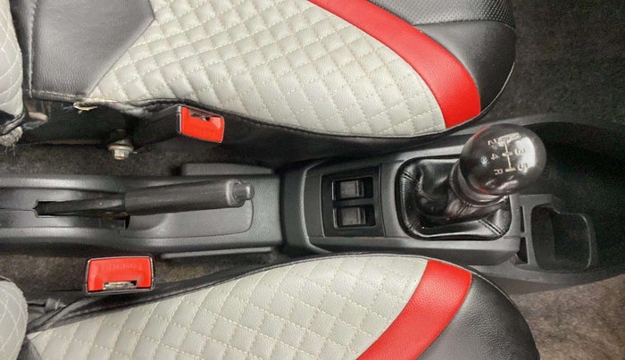 2017 Maruti Alto 800 VXI, Petrol, Manual, 97,255 km, Gear Lever