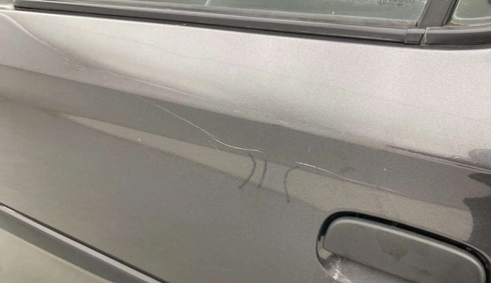 2017 Maruti Alto 800 VXI, Petrol, Manual, 97,255 km, Front passenger door - Minor scratches