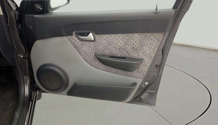 2017 Maruti Alto 800 VXI, Petrol, Manual, 97,255 km, Driver Side Door Panels Control