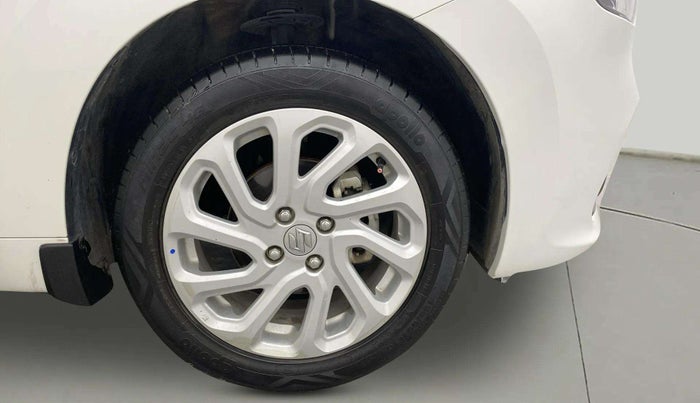 2023 Maruti Baleno ZETA PETROL 1.2, Petrol, Manual, 30,785 km, Right Front Wheel