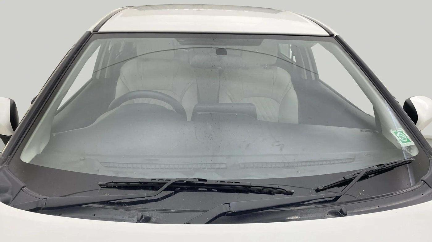 2023 Maruti Baleno ZETA PETROL 1.2, Petrol, Manual, 30,785 km, Front Windshield