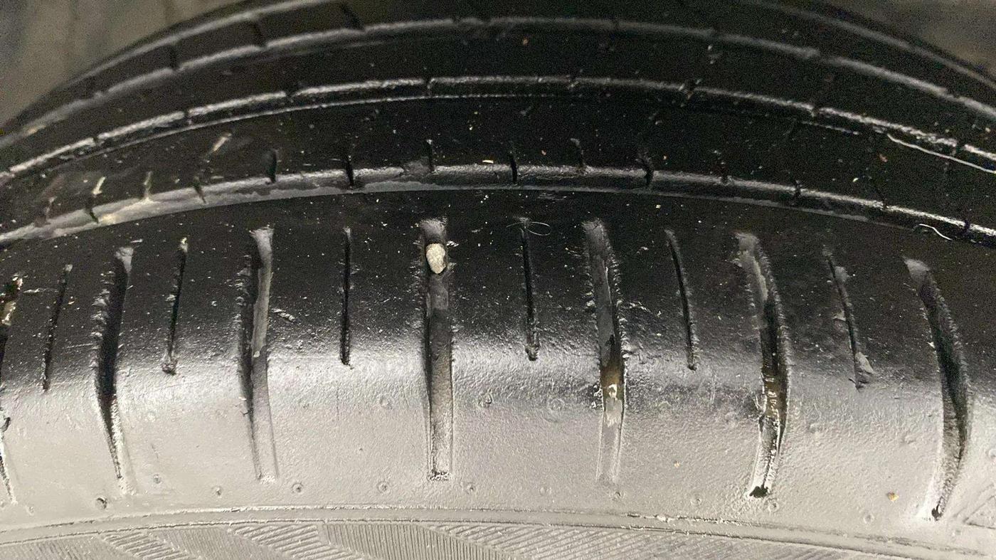 2023 Maruti Baleno ZETA PETROL 1.2, Petrol, Manual, 30,785 km, Right Front Tyre Tread