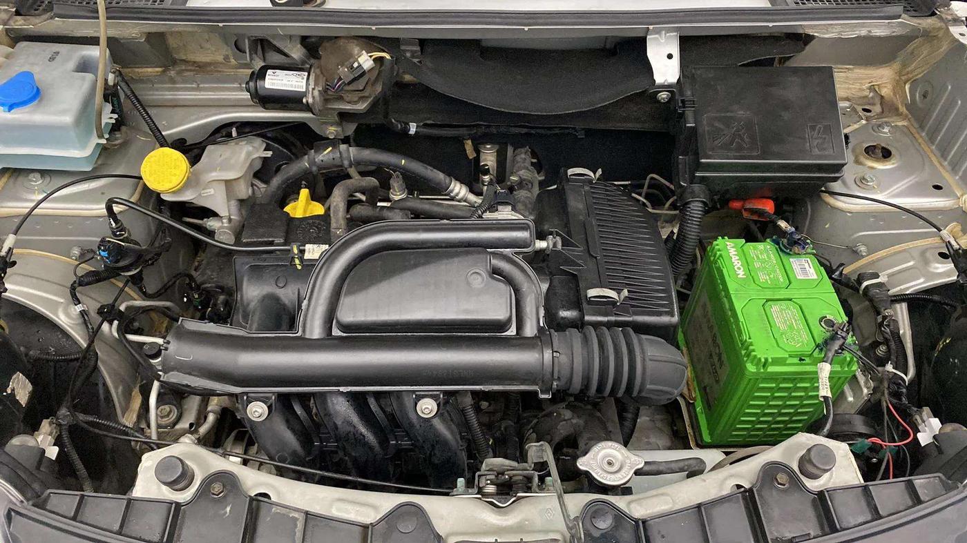 2019 Renault Kwid RXT 1.0 (O), Petrol, Manual, 27,354 km, Engine View