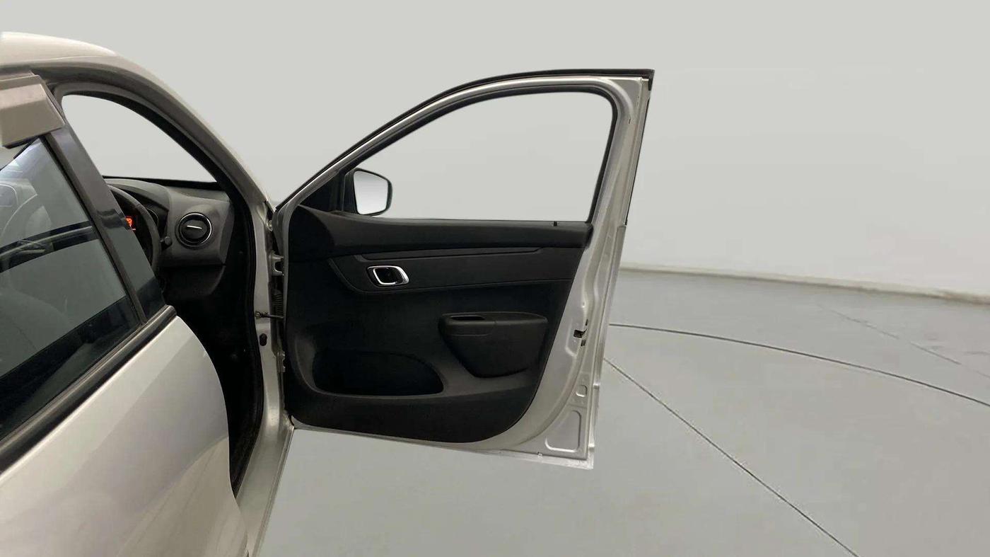 2019 Renault Kwid RXT 1.0 (O), Petrol, Manual, 27,354 km, RHS Front Door