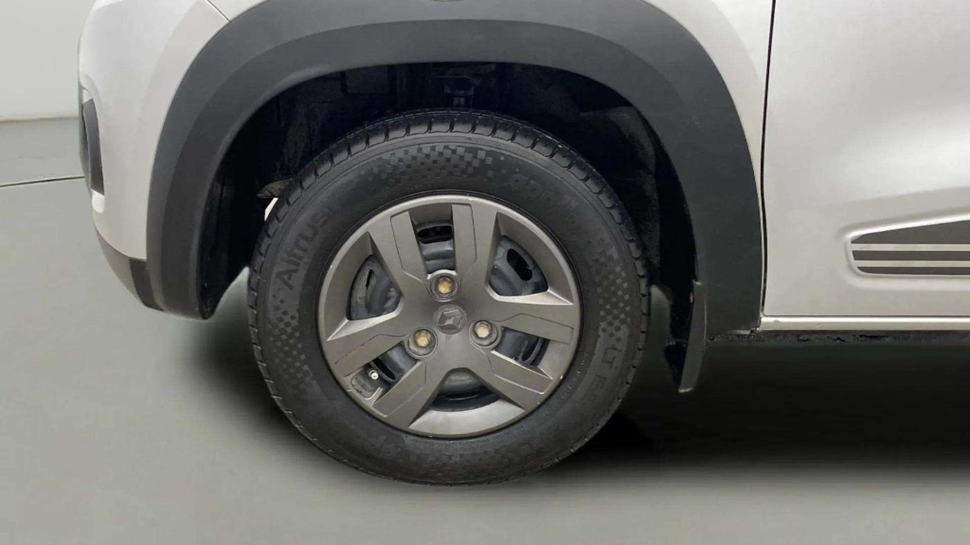 2019 Renault Kwid RXT 1.0 (O), Petrol, Manual, 27,354 km, Left Front Wheel