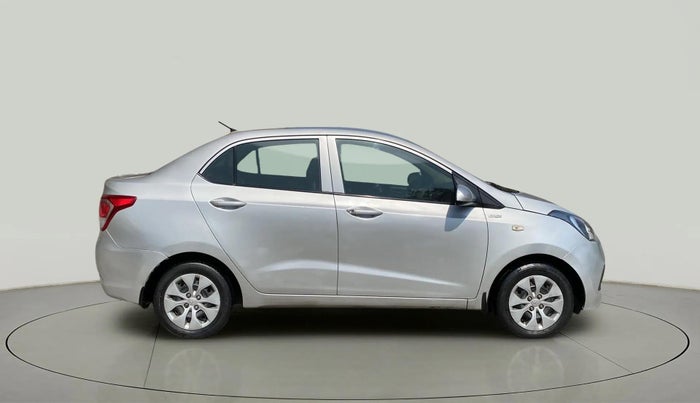 2015 Hyundai Xcent BASE 1.1, Diesel, Manual, 75,298 km, Right Side View