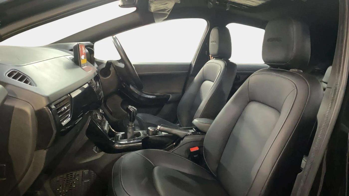 2023 Tata NEXON XZ PLUS PETROL SUNROOF DARK EDITION, Petrol, Manual, 36,511 km, Right Side Front Door Cabin