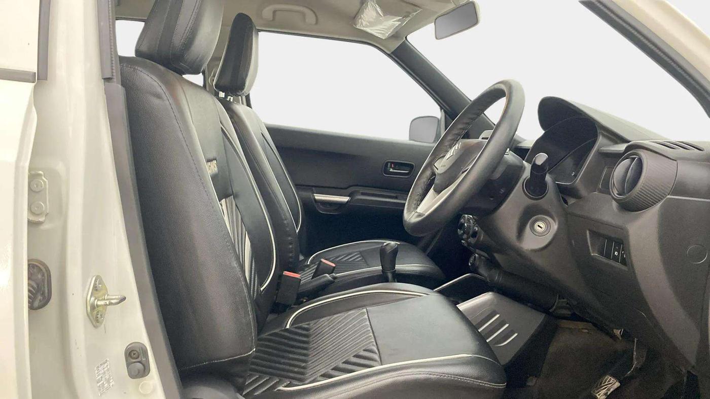 2020 Maruti IGNIS SIGMA 1.2, Petrol, Manual, 15,767 km, Right Side Front Door Cabin