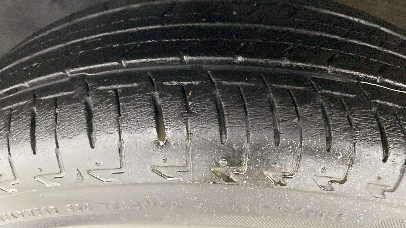 2020 Maruti IGNIS SIGMA 1.2, Petrol, Manual, 15,767 km, Left Front Tyre Tread