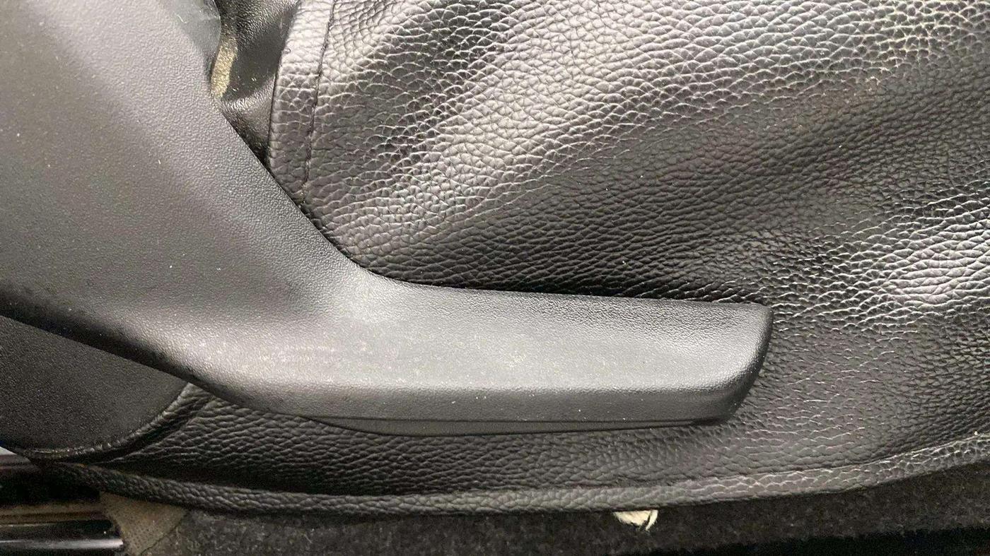 2017 Maruti Baleno DELTA PETROL 1.2, Petrol, Manual, 55,747 km, Driver Side Adjustment Panel