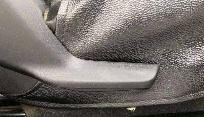 2017 Maruti Baleno DELTA PETROL 1.2, Petrol, Manual, 55,747 km, Driver Side Adjustment Panel