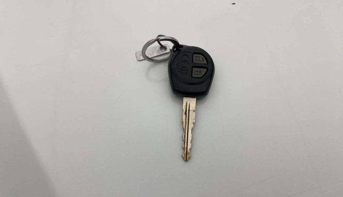 2017 Maruti Baleno DELTA PETROL 1.2, Petrol, Manual, 55,747 km, Key Close Up