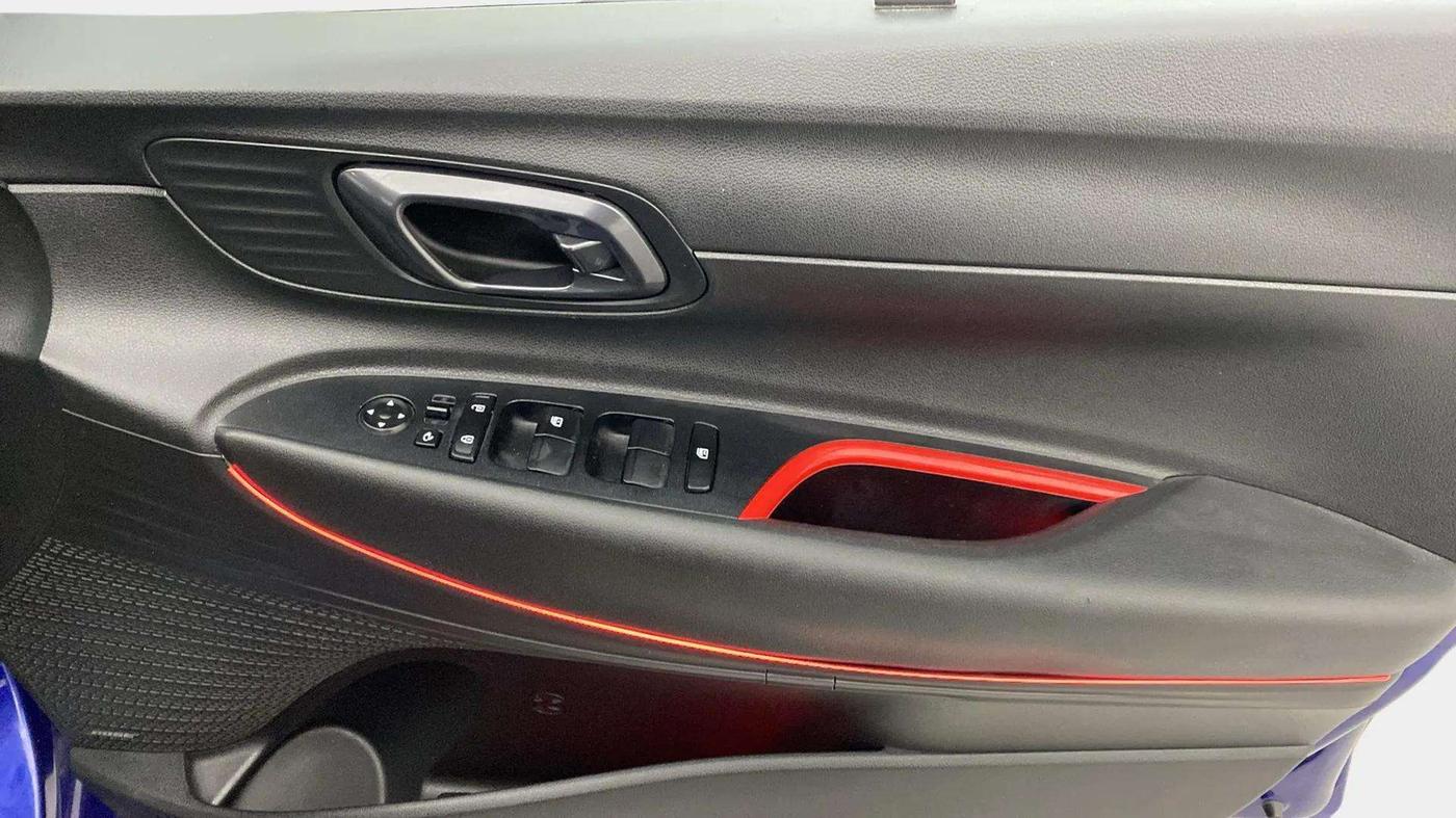 2022 Hyundai NEW I20 N LINE N8 1.0 TURBO GDI IMT DUAL TONE, Petrol, Manual, 65,642 km, Driver Side Door Panels Control