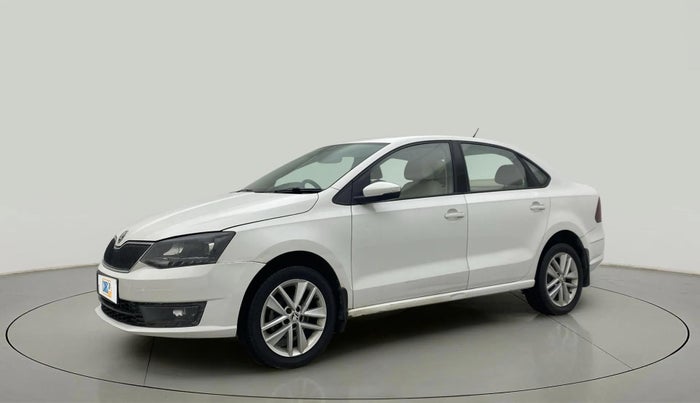 2017 Skoda Rapid STYLE 1.5 TDI AT, Diesel, Automatic, 95,893 km, Left Front Diagonal