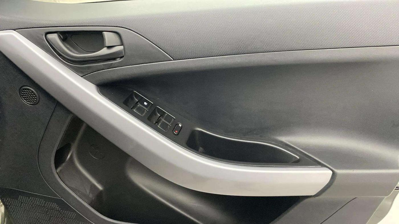 2021 Tata NEXON XMA SUNROOF PETROL, Petrol, Automatic, 9,602 km, Driver Side Door Panels Control