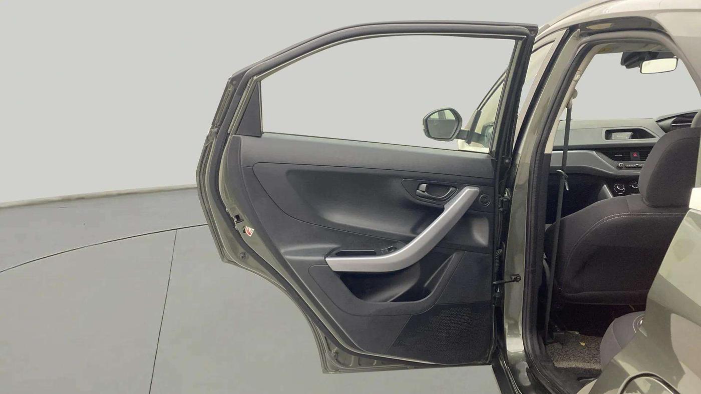 2021 Tata NEXON XMA SUNROOF PETROL, Petrol, Automatic, 9,602 km, LHS Rear Door