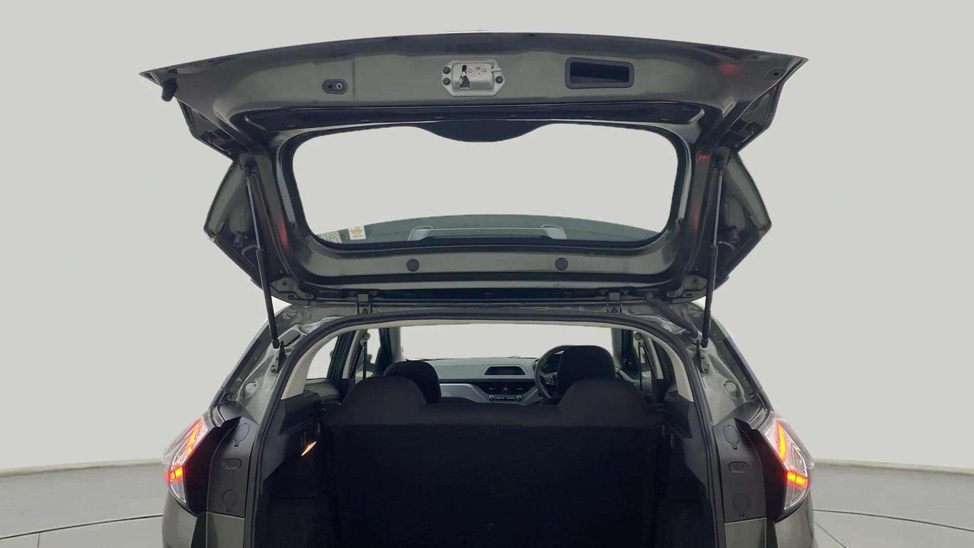 2021 Tata NEXON XMA SUNROOF PETROL, Petrol, Automatic, 9,602 km, Boot Door Open