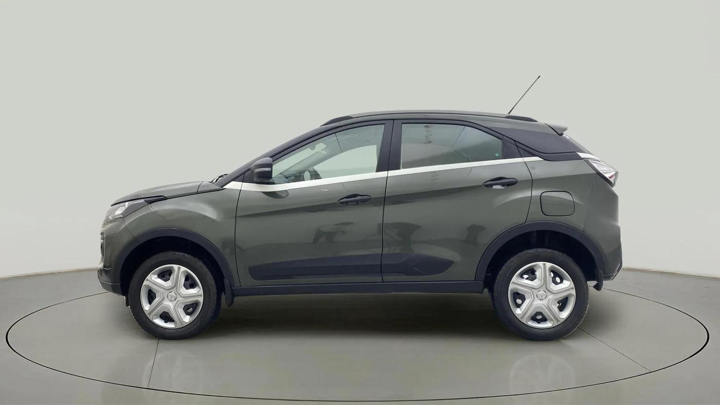 2021 Tata NEXON XMA SUNROOF PETROL, Petrol, Automatic, 9,602 km, Left Side