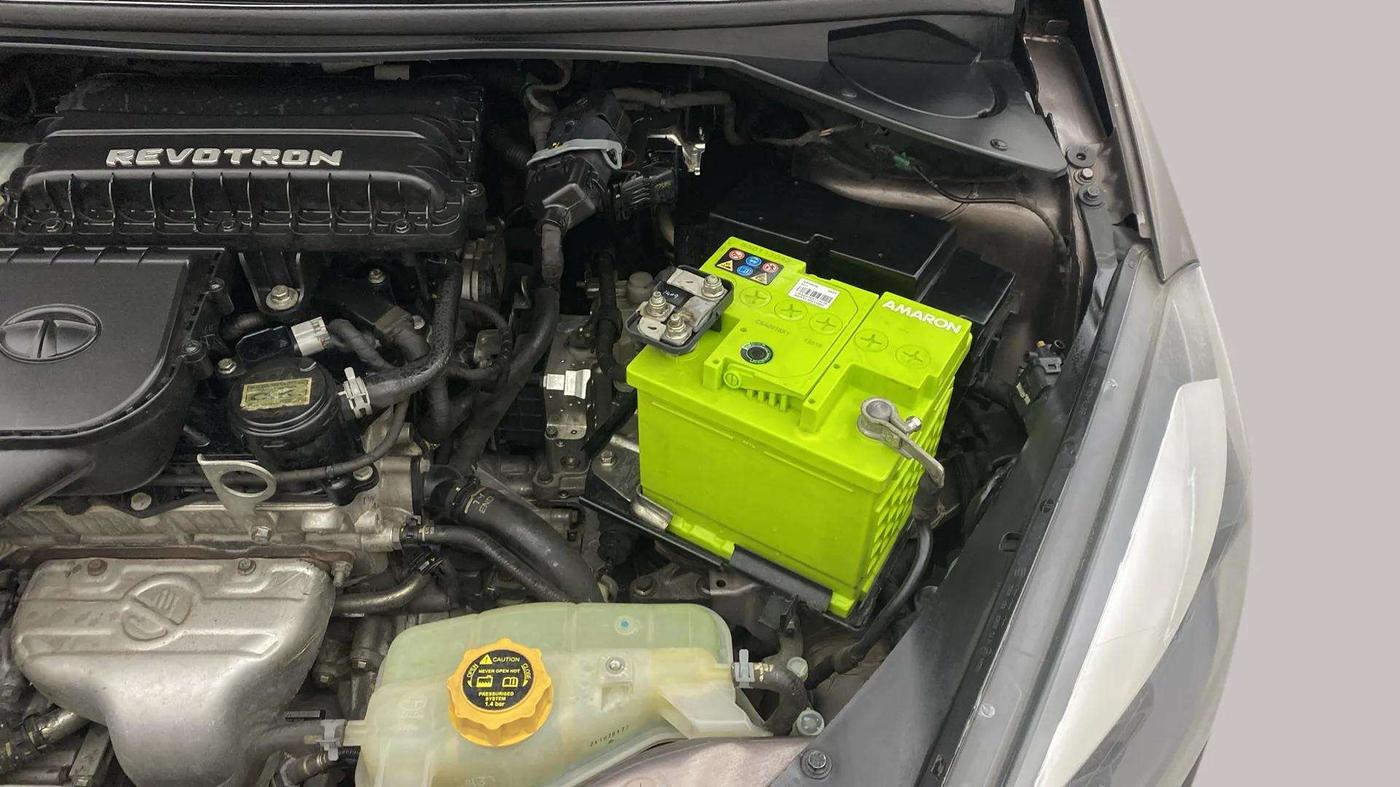2017 Tata TIGOR XZA PETROL, Petrol, Automatic, 50,685 km, Engine View - Left