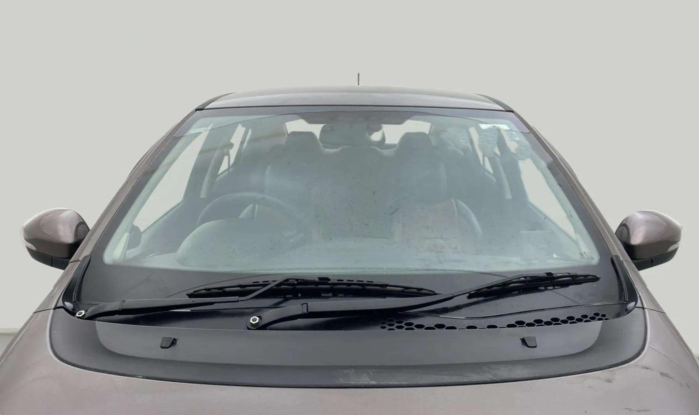2017 Tata TIGOR XZA PETROL, Petrol, Automatic, 50,685 km, Front Windshield