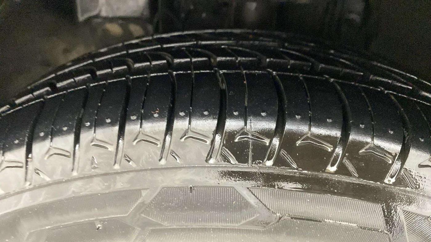 2017 Tata TIGOR XZA PETROL, Petrol, Automatic, 50,685 km, Left Front Tyre Tread