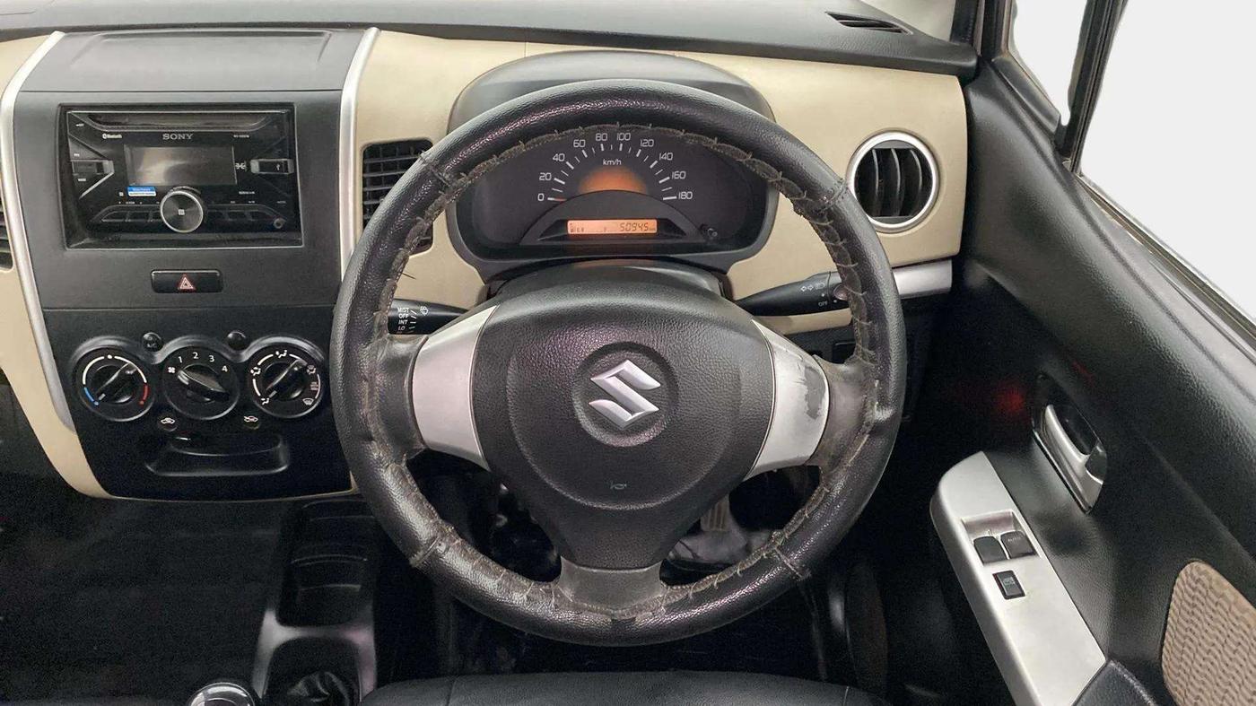2018 Maruti Wagon R 1.0 LXI CNG, CNG, Manual, 51,213 km, Steering Wheel Close Up