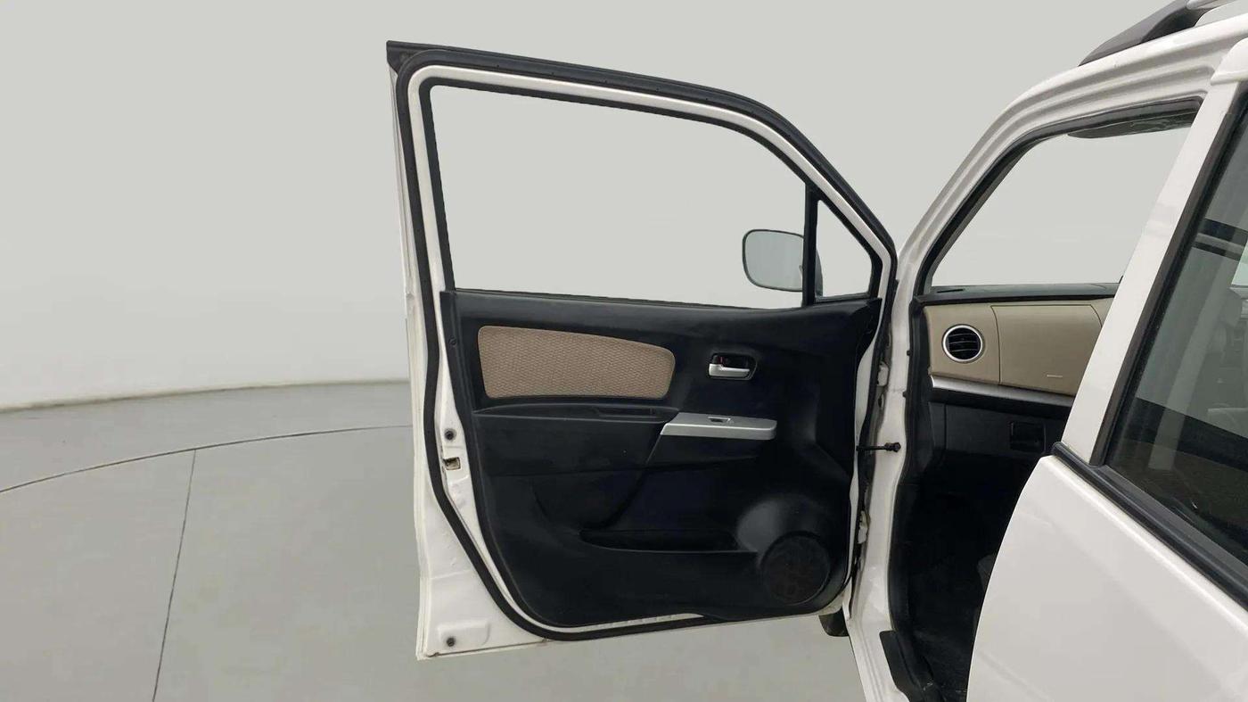 2018 Maruti Wagon R 1.0 LXI CNG, CNG, Manual, 51,213 km, LHS Front Door