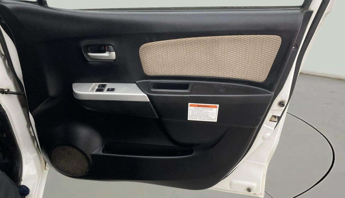 2018 Maruti Wagon R 1.0 LXI CNG, CNG, Manual, 50,990 km, Driver Side Door Panels Control