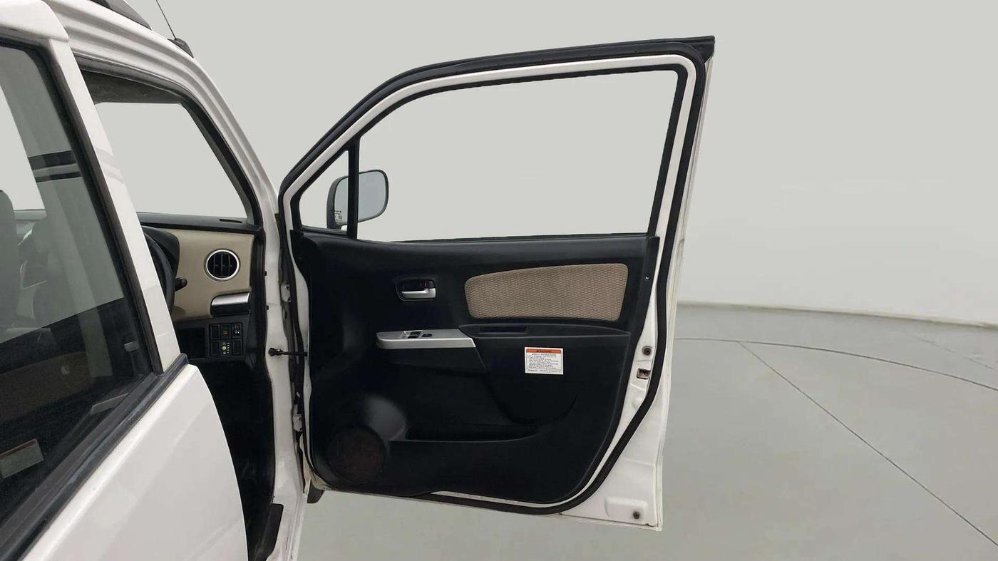 2018 Maruti Wagon R 1.0 LXI CNG, CNG, Manual, 51,213 km, RHS Front Door