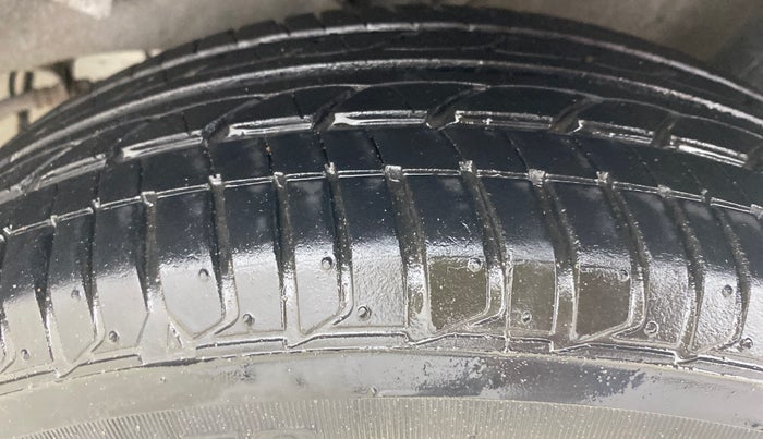 2016 Honda Jazz 1.2L I-VTEC V, Petrol, Manual, 82,632 km, Left Rear Tyre Tread