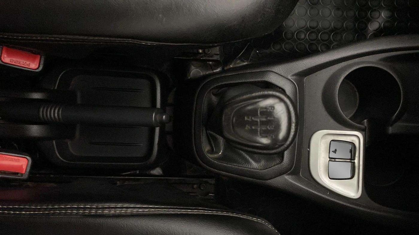 2018 Datsun Go T (O), Petrol, Manual, 44,252 km, Gear Lever