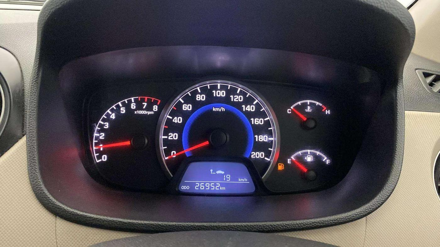 2015 Hyundai Grand i10 MAGNA 1.2 KAPPA VTVT, Petrol, Manual, 27,108 km, Odometer Image