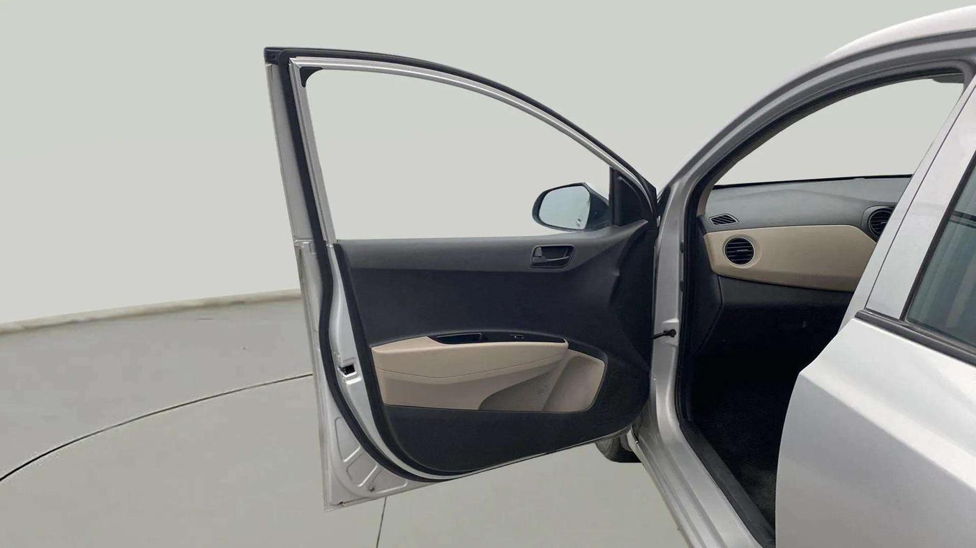 2015 Hyundai Grand i10 MAGNA 1.2 KAPPA VTVT, Petrol, Manual, 27,108 km, LHS Front Door