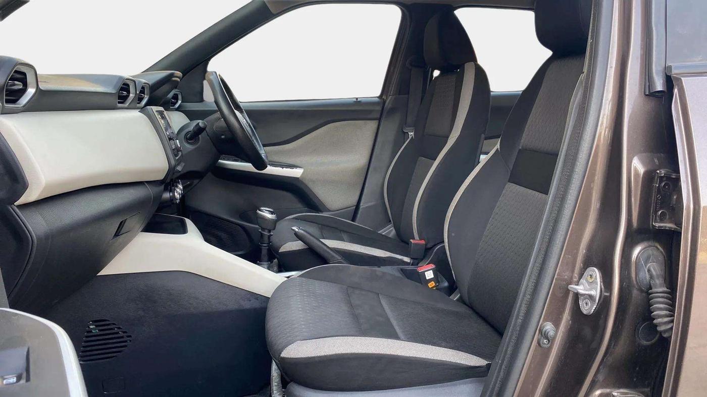 2022 Nissan MAGNITE XL, Petrol, Manual, 40,960 km, Right Side Front Door Cabin