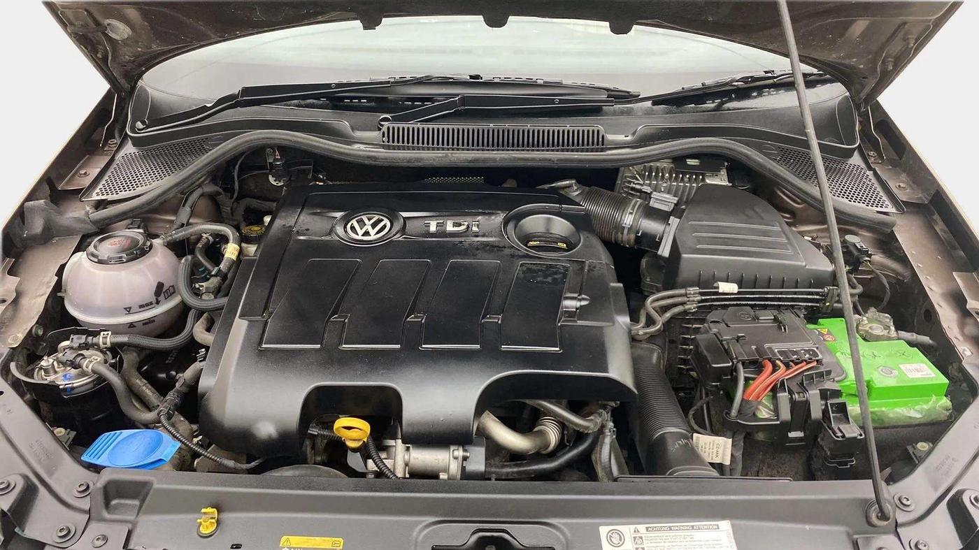 2019 Volkswagen Ameo HIGHLINE PLUS 1.5L AT 16 ALLOY, Diesel, Automatic, 94,461 km, Engine View